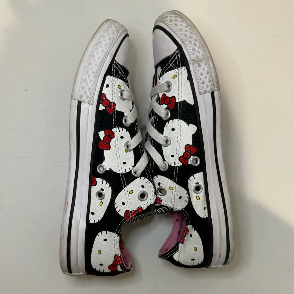 Converse x Hello Kitty Chuck Taylor All Star Canvas Ox Low Top Sneaker Black 3